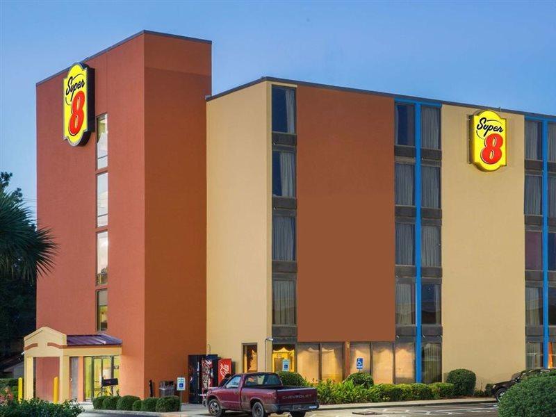Super 8 By Wyndham Myrtle Beach/Market Common Area Екстер'єр фото