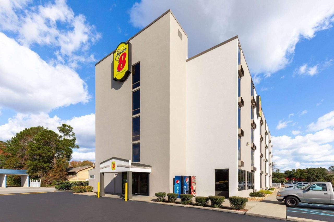 Super 8 By Wyndham Myrtle Beach/Market Common Area Екстер'єр фото