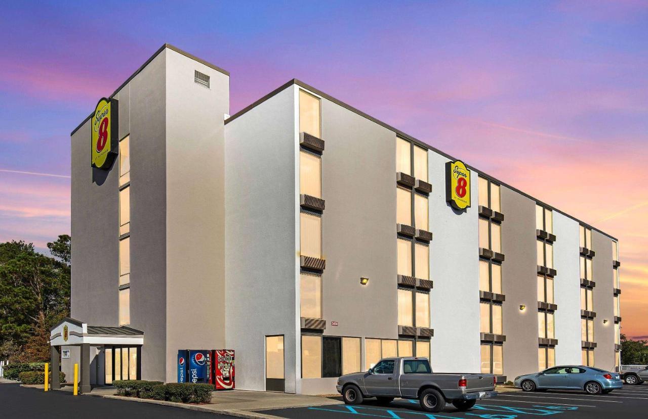 Super 8 By Wyndham Myrtle Beach/Market Common Area Екстер'єр фото