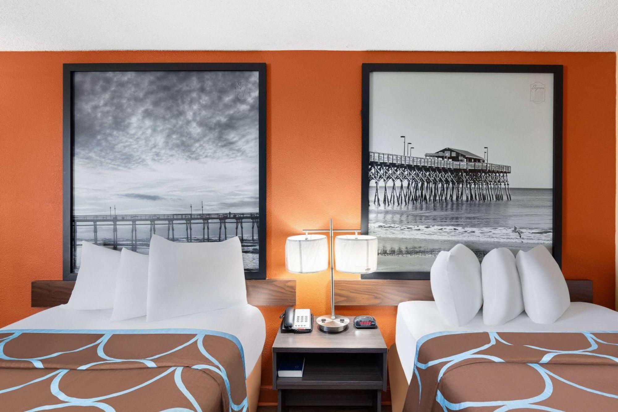 Super 8 By Wyndham Myrtle Beach/Market Common Area Екстер'єр фото